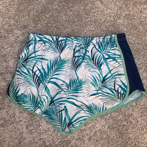 Leg3nd Green & White Tropic Athletic shorts size M - Picture 9 of 10